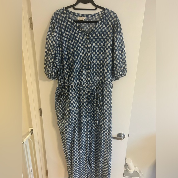 Universal Thread Jumpsuit - Picture 1 of 3